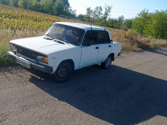 Белый ВАЗ 2105, объемом двигателя 0 л и пробегом 50 тыс. км за 26000 $, фото 3 на Automoto.ua