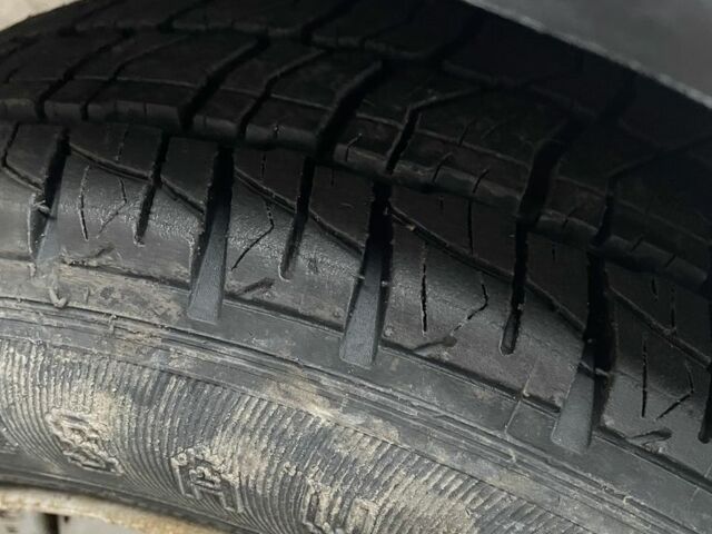 Белый ВАЗ 2105, объемом двигателя 1.5 л и пробегом 50 тыс. км за 713 $, фото 6 на Automoto.ua