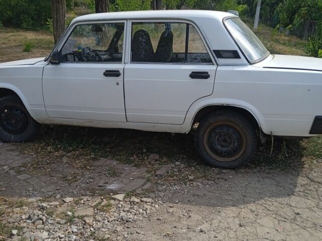 Білий ВАЗ 2105, об'ємом двигуна 1 л та пробігом 19 тис. км за 500 $, фото 1 на Automoto.ua