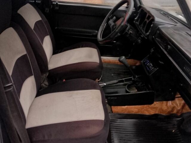 ВАЗ 2105 1983 в Калиновке на Automoto.ua Белый ВАЗ 2105, объемом двигателя 1.3 л и пробегом 150 тыс. км за 1200 $, фото 5 на Automoto.ua