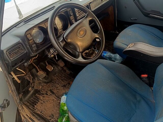 Белый ВАЗ 2105, объемом двигателя 1.2 л и пробегом 0 тыс. км за 240 $, фото 5 на Automoto.ua