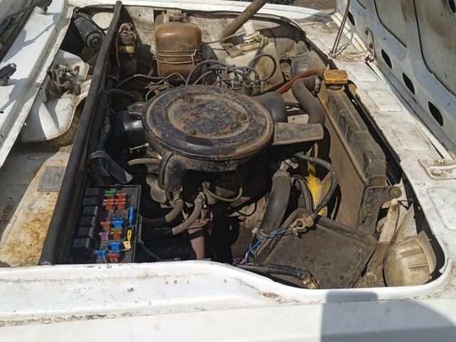 Білий ВАЗ 2105, об'ємом двигуна 1 л та пробігом 19 тис. км за 500 $, фото 4 на Automoto.ua