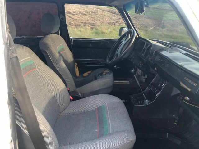 Белый ВАЗ 2105, объемом двигателя 1.3 л и пробегом 27 тыс. км за 550 $, фото 5 на Automoto.ua