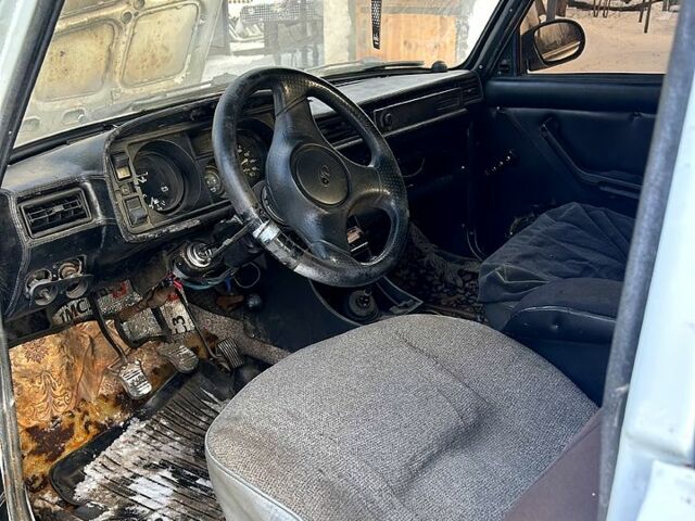 Білий ВАЗ 2105, об'ємом двигуна 1.3 л та пробігом 99 тис. км за 450 $, фото 5 на Automoto.ua