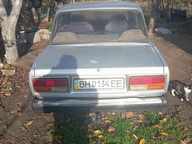 Белый ВАЗ 2105, объемом двигателя 1.2 л и пробегом 30 тыс. км за 750 $, фото 1 на Automoto.ua