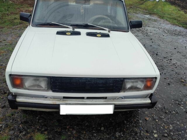 Белый ВАЗ 2105, объемом двигателя 0 л и пробегом 300 тыс. км за 750 $, фото 10 на Automoto.ua