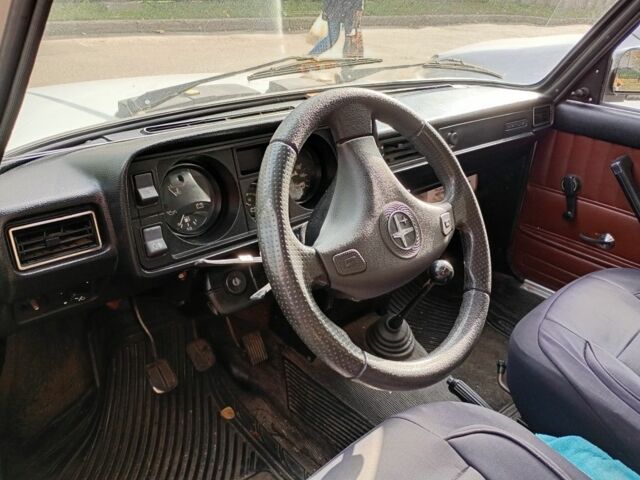 Белый ВАЗ 2105, объемом двигателя 0 л и пробегом 100 тыс. км за 650 $, фото 5 на Automoto.ua