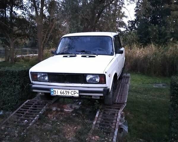 Белый ВАЗ 2105, объемом двигателя 1.2 л и пробегом 16 тыс. км за 411 $, фото 3 на Automoto.ua
