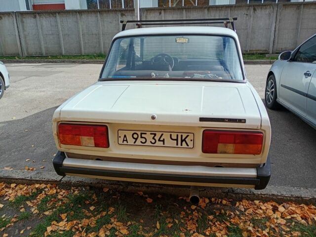 Белый ВАЗ 2105, объемом двигателя 0 л и пробегом 100 тыс. км за 650 $, фото 3 на Automoto.ua