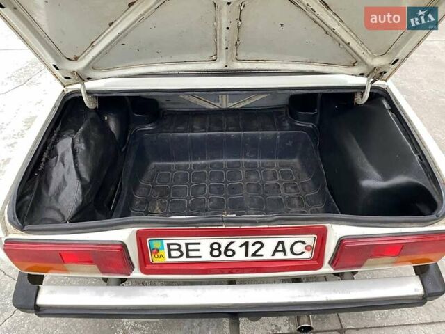 Білий ВАЗ 2105, об'ємом двигуна 1.3 л та пробігом 160 тис. км за 1350 $, фото 9 на Automoto.ua