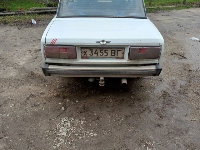 Білий ВАЗ 2105, об'ємом двигуна 1.2 л та пробігом 158 тис. км за 558 $, фото 1 на Automoto.ua