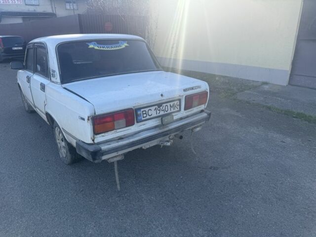 Белый ВАЗ 2105, объемом двигателя 1.2 л и пробегом 175 тыс. км за 350 $, фото 3 на Automoto.ua