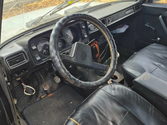 Белый ВАЗ 2105, объемом двигателя 0 л и пробегом 97 тыс. км за 334 $, фото 4 на Automoto.ua