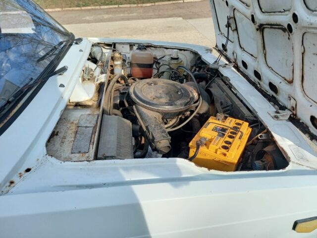 Белый ВАЗ 2105, объемом двигателя 0 л и пробегом 140 тыс. км за 596 $, фото 10 на Automoto.ua