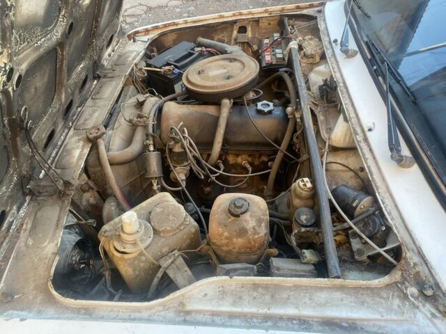 Белый ВАЗ 2105, объемом двигателя 0 л и пробегом 98 тыс. км за 358 $, фото 6 на Automoto.ua