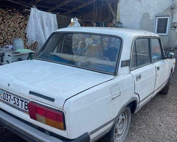 Белый ВАЗ 2105, объемом двигателя 1.3 л и пробегом 210 тыс. км за 350 $, фото 8 на Automoto.ua