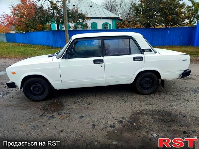 Белый ВАЗ 2105, объемом двигателя 1.2 л и пробегом 0 тыс. км за 650 $, фото 2 на Automoto.ua