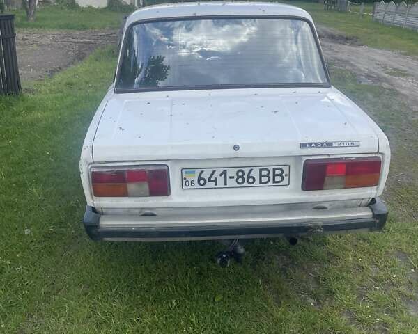 Белый ВАЗ 2105, объемом двигателя 0 л и пробегом 68 тыс. км за 383 $, фото 3 на Automoto.ua
