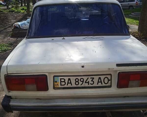 ВАЗ 2105 1986 в Кропивницком (Кировограде) на Automoto.ua Белый ВАЗ 2105, объемом двигателя 1.3 л и пробегом 72 тыс. км за 600 $, фото 6 на Automoto.ua