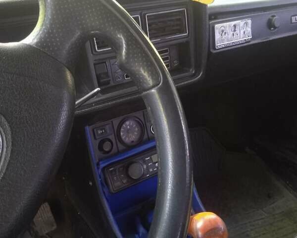 ВАЗ 2105 1986 в Кропивницком (Кировограде) на Automoto.ua Белый ВАЗ 2105, объемом двигателя 1.3 л и пробегом 72 тыс. км за 600 $, фото 3 на Automoto.ua