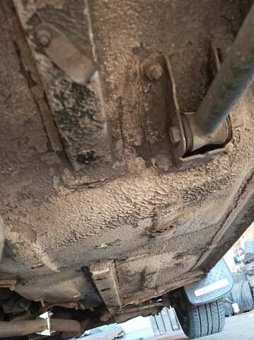 Білий ВАЗ 2105, об'ємом двигуна 1.5 л та пробігом 250 тис. км за 761 $, фото 10 на Automoto.ua