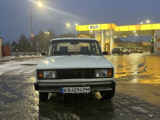 Белый ВАЗ 2105, объемом двигателя 1.3 л и пробегом 2 тыс. км за 1250 $, фото 1 на Automoto.ua