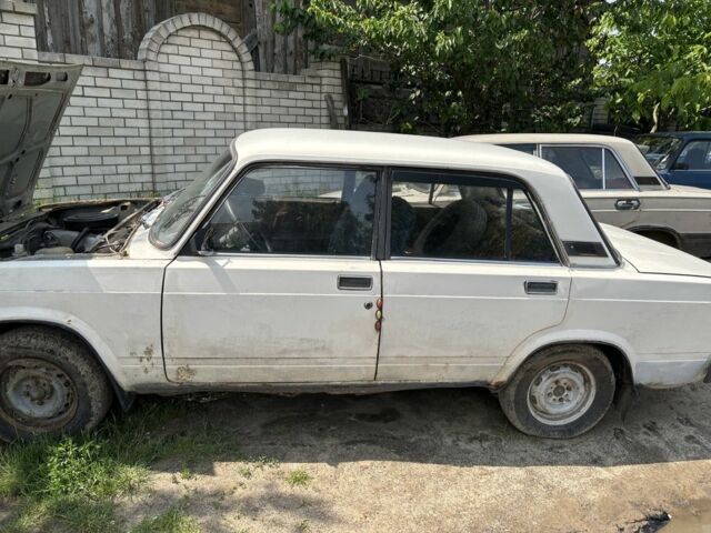 Білий ВАЗ 2105, об'ємом двигуна 1 л та пробігом 1 тис. км за 250 $, фото 3 на Automoto.ua