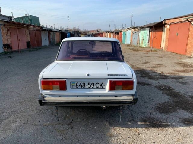 Белый ВАЗ 2105, объемом двигателя 1.5 л и пробегом 227 тыс. км за 592 $, фото 14 на Automoto.ua