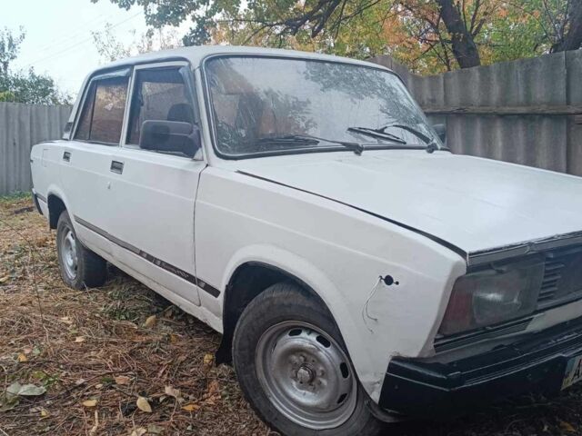Белый ВАЗ 2105, объемом двигателя 1.3 л и пробегом 20 тыс. км за 484 $, фото 3 на Automoto.ua
