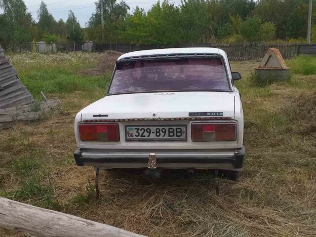 Белый ВАЗ 2105, объемом двигателя 1.5 л и пробегом 78 тыс. км за 485 $, фото 3 на Automoto.ua
