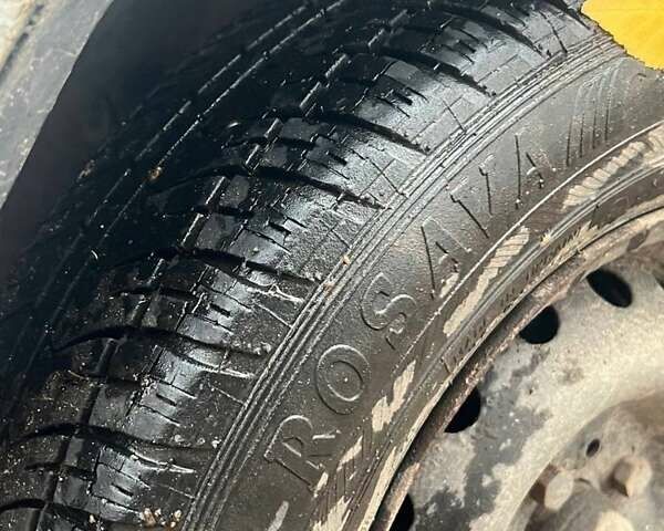 Белый ВАЗ 2105, объемом двигателя 0 л и пробегом 177 тыс. км за 227 $, фото 4 на Automoto.ua