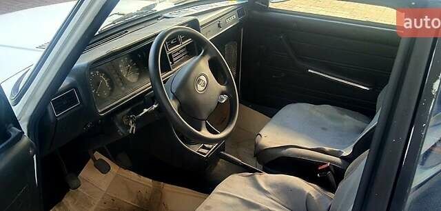 Белый ВАЗ 2105, объемом двигателя 1.3 л и пробегом 100 тыс. км за 1100 $, фото 5 на Automoto.ua