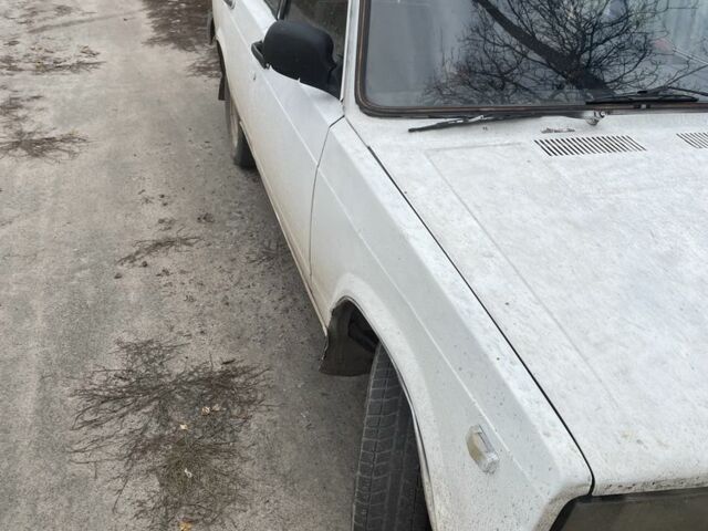 Білий ВАЗ 2105, об'ємом двигуна 0 л та пробігом 200 тис. км за 430 $, фото 1 на Automoto.ua