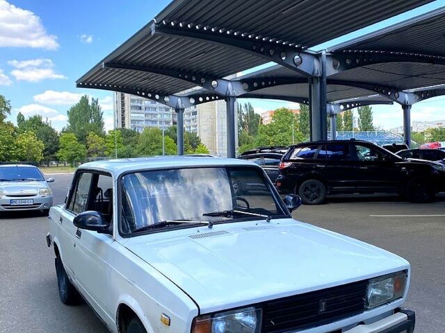 Білий ВАЗ 2105, об'ємом двигуна 1.5 л та пробігом 420 тис. км за 600 $, фото 1 на Automoto.ua