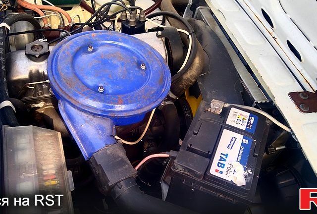 Белый ВАЗ 2105, объемом двигателя 1.3 л и пробегом 100 тыс. км за 1100 $, фото 9 на Automoto.ua