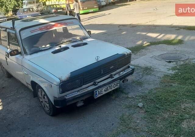 Белый ВАЗ 2105, объемом двигателя 1.5 л и пробегом 999 тыс. км за 500 $, фото 2 на Automoto.ua