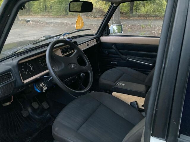 Белый ВАЗ 2105, объемом двигателя 1.5 л и пробегом 200 тыс. км за 522 $, фото 5 на Automoto.ua