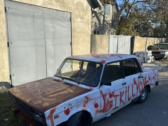 Белый ВАЗ 2105, объемом двигателя 1.5 л и пробегом 1 тыс. км за 286 $, фото 1 на Automoto.ua