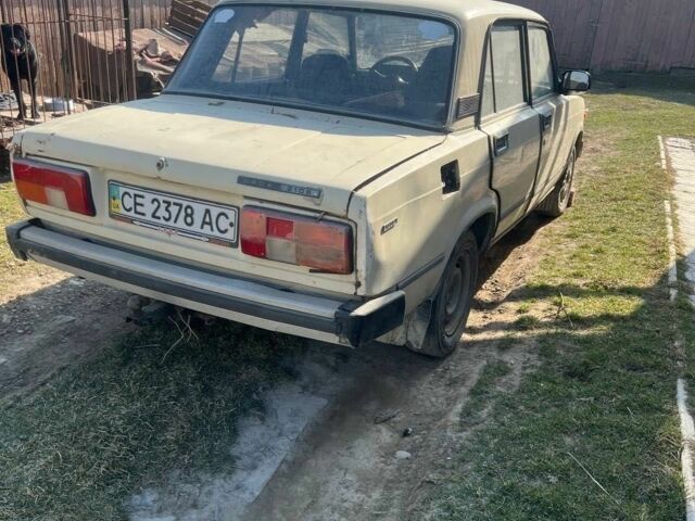 Белый ВАЗ 2105, объемом двигателя 0 л и пробегом 100 тыс. км за 400 $, фото 2 на Automoto.ua