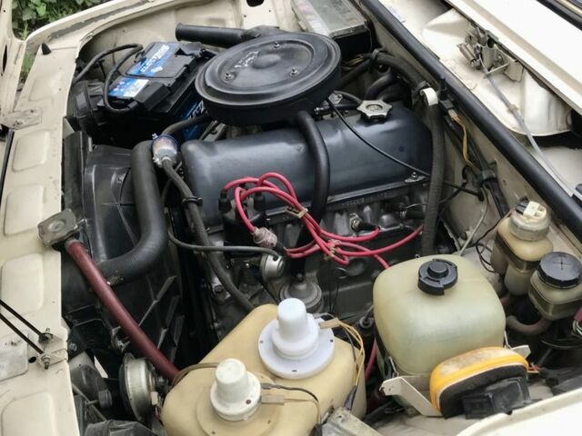 Белый ВАЗ 2105, объемом двигателя 1.2 л и пробегом 110 тыс. км за 1700 $, фото 11 на Automoto.ua