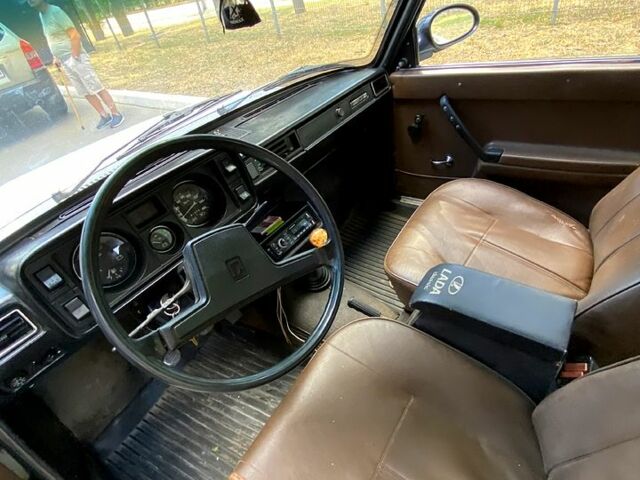 Білий ВАЗ 2105, об'ємом двигуна 1.5 л та пробігом 420 тис. км за 600 $, фото 5 на Automoto.ua