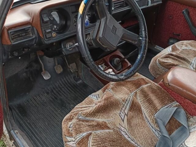 Белый ВАЗ 2105, объемом двигателя 0 л и пробегом 450 тыс. км за 477 $, фото 4 на Automoto.ua