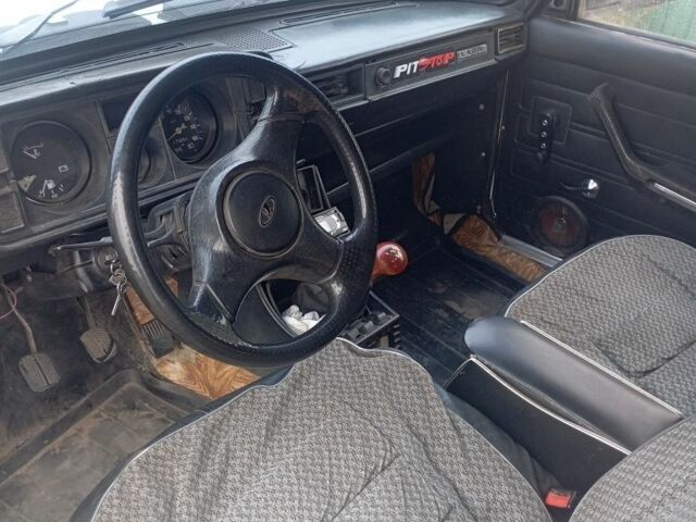 Белый ВАЗ 2105, объемом двигателя 1 л и пробегом 1 тыс. км за 721 $, фото 5 на Automoto.ua