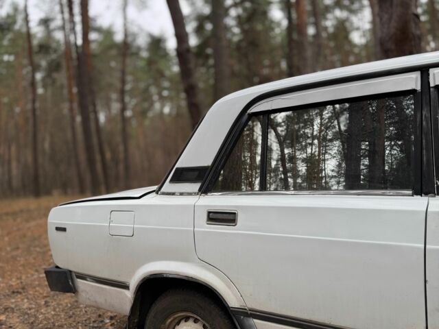 Белый ВАЗ 2105, объемом двигателя 1.2 л и пробегом 150 тыс. км за 501 $, фото 7 на Automoto.ua