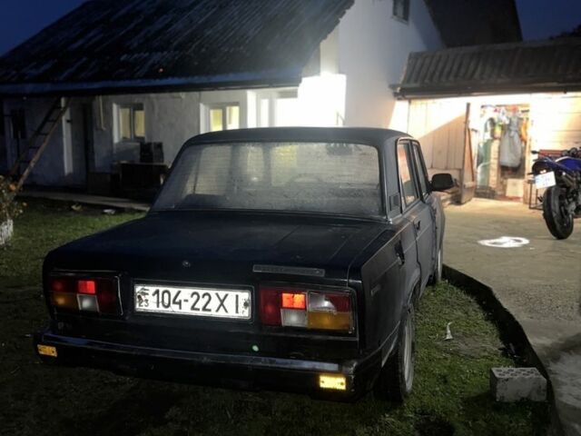 Белый ВАЗ 2105, объемом двигателя 1.3 л и пробегом 322 тыс. км за 262 $, фото 5 на Automoto.ua