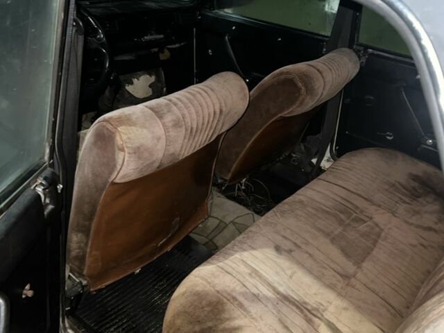 Белый ВАЗ 2105, объемом двигателя 1.3 л и пробегом 322 тыс. км за 262 $, фото 6 на Automoto.ua