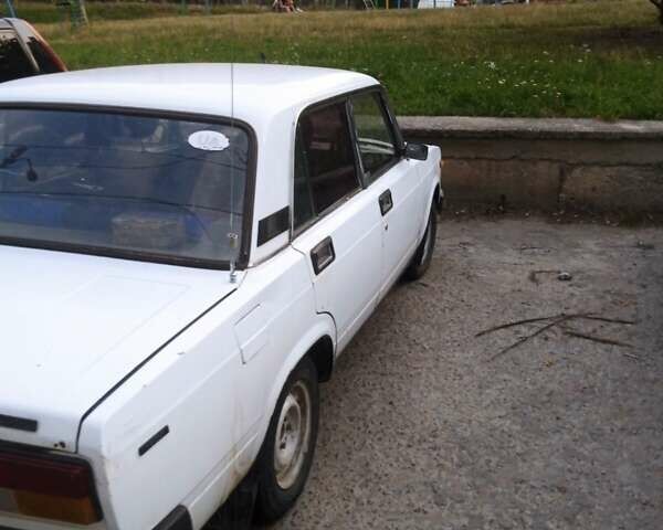 Білий ВАЗ 2105, об'ємом двигуна 1.3 л та пробігом 100 тис. км за 650 $, фото 9 на Automoto.ua