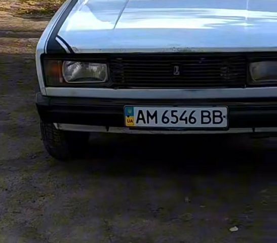 Белый ВАЗ 2105, объемом двигателя 1.2 л и пробегом 360 тыс. км за 600 $, фото 6 на Automoto.ua