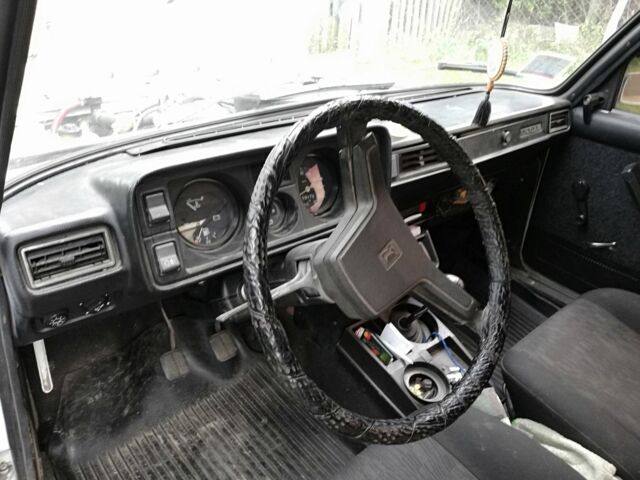 ВАЗ 2105 1989 в Малине на Automoto.ua Белый ВАЗ 2105, объемом двигателя 1.3 л и пробегом 50 тыс. км за 888 $, фото 8 на Automoto.ua