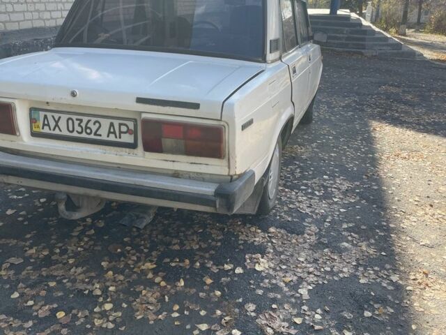 Белый ВАЗ 2105, объемом двигателя 1.5 л и пробегом 158 тыс. км за 523 $, фото 6 на Automoto.ua